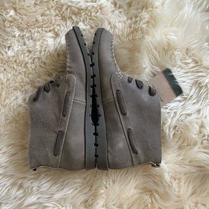 EDDIE BAUER WOMEN CHUKKA BOOT